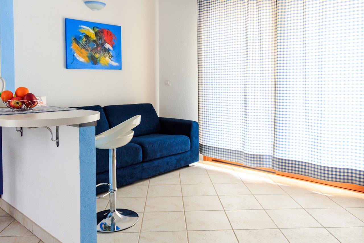 Sanpietroburgo 22 Apartment ออลเบีย ภายนอก รูปภาพ